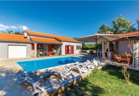 Villa in Pavićini, Croatia
