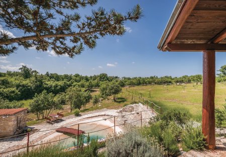 Villa in Juršići, Croatia