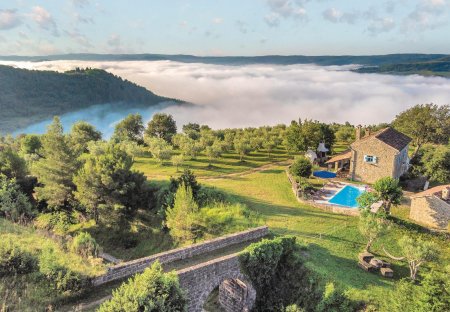 Villa in Kostanjica, Croatia