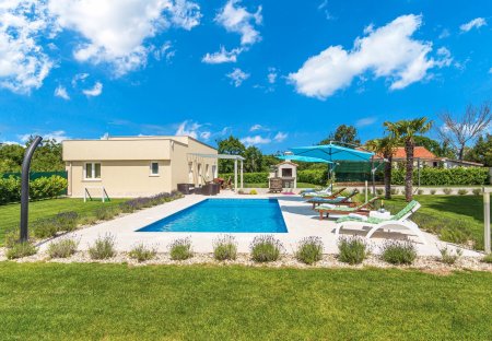 Villa in Bale, Croatia