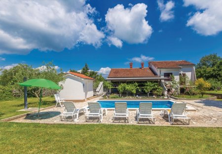 Villa in Gostinjac, Croatia