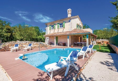 Villa in Rasopasno, Croatia