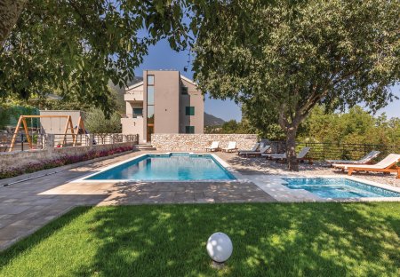 Villa in Rastovac, Croatia