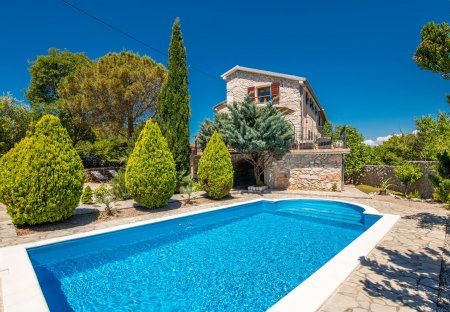 Villa in Gostinjac, Croatia