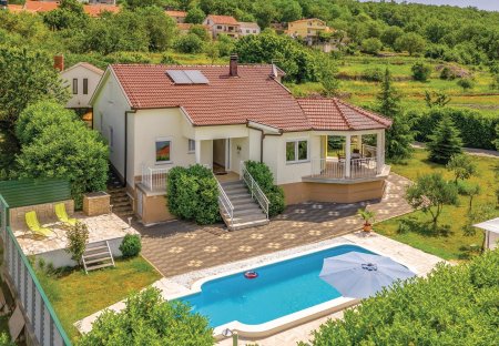 Villa in Donji Vinjani, Croatia