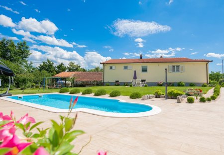Villa in Glavina Donja, Croatia
