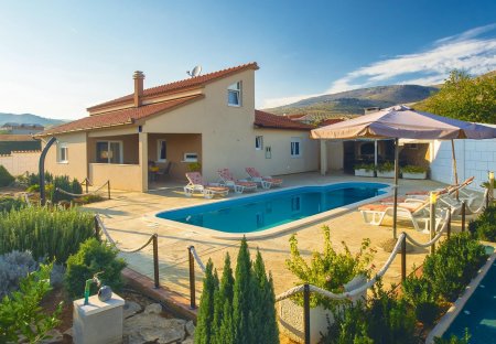 Villa in Plano, Croatia