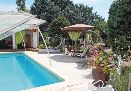 Villa in Carpentras, the South of France