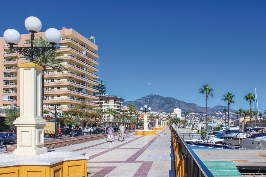 Studio apartment to rent in Fuengirola, Spain with swimming pool 208902