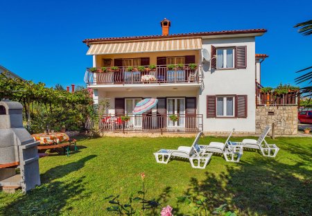 Apartment in Kapelica, Croatia