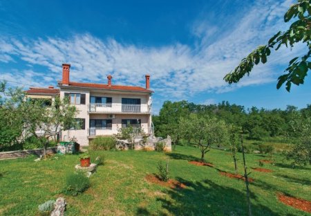Apartment in Divšići, Croatia