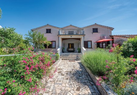 Apartment in Mušalež, Croatia