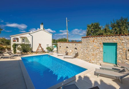 Apartment in Rasopasno, Croatia