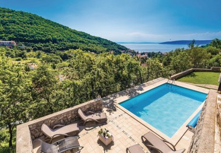 Apartment in Mošćenička Draga, Croatia
