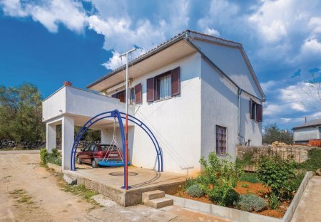 Apartment in Žgaljići, Croatia