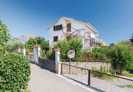 Apartment in Brzac, Croatia