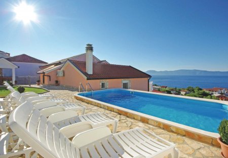 Apartment in Podaca, Croatia
