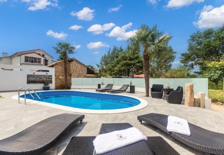 Apartment in Brzac, Croatia