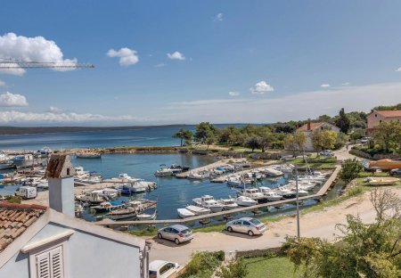 Apartment in Nerezine, Croatia