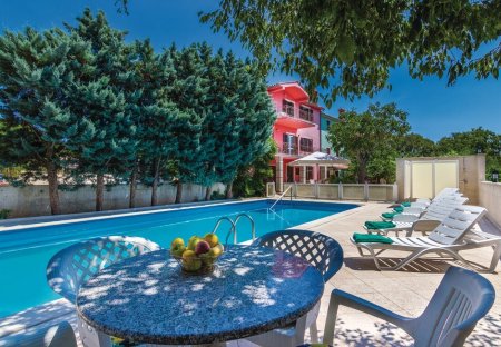 Villa in Krnica, Croatia