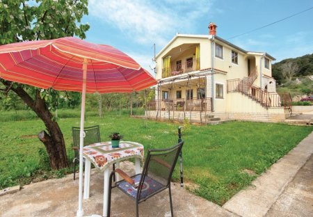 Studio Apartment in Vintijan, Croatia