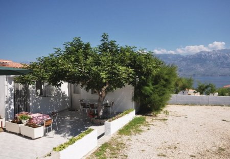Apartment in Ražanac, Croatia