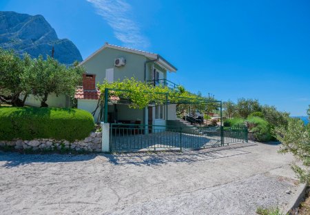 Villa in Bast, Croatia