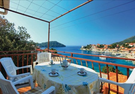 Apartment in Brna, Croatia