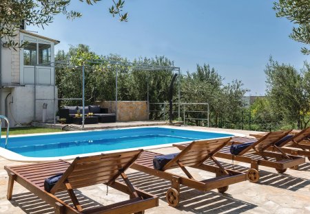 Villa in Kaštel Sućurac, Croatia