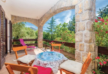 Apartment in Pinezići, Croatia