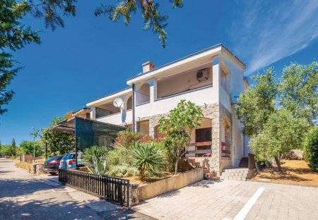 Apartment in Pinezići, Croatia