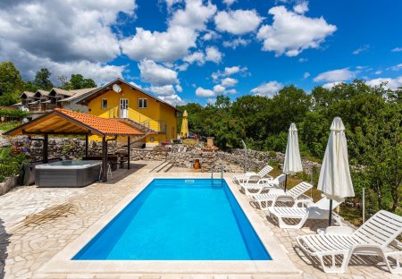 Villa in Marinići, Croatia