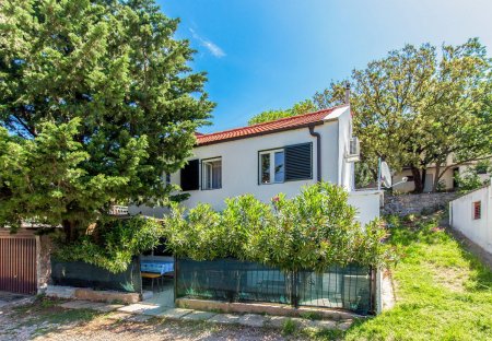 Villa in Stinica, Croatia