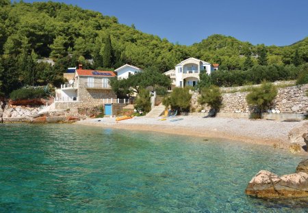 Apartment in Gdinj, Croatia