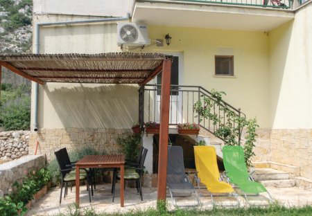 Apartment in Trstenik, Croatia