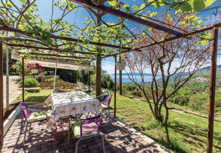 Apartment in Veprinac, Croatia