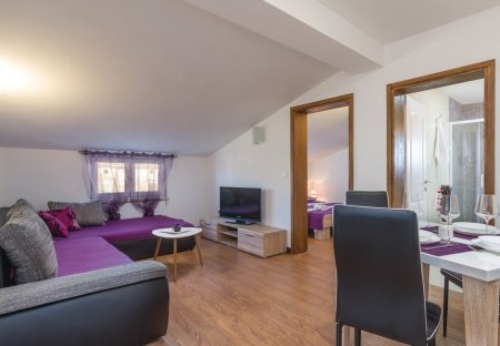 Apartment in Heraki, Croatia