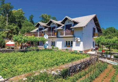 Apartment in Marinići, Croatia