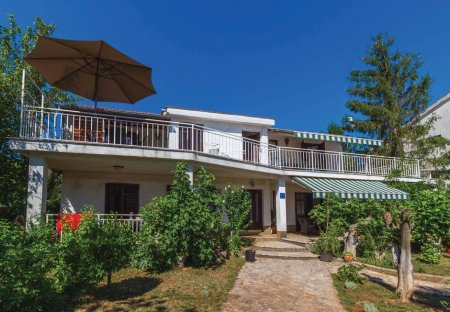 Apartment in Vantačići, Croatia