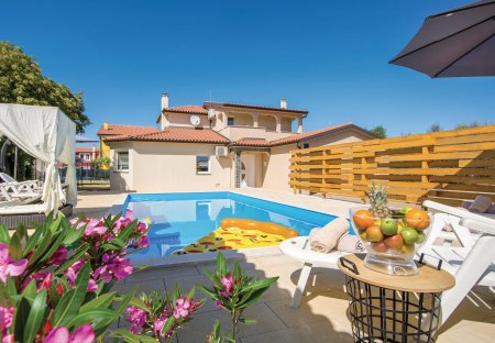 Villa in Kaštel, Croatia