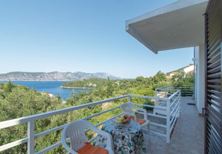 Apartment in Račišće, Croatia