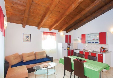 Apartment in Režanci, Croatia
