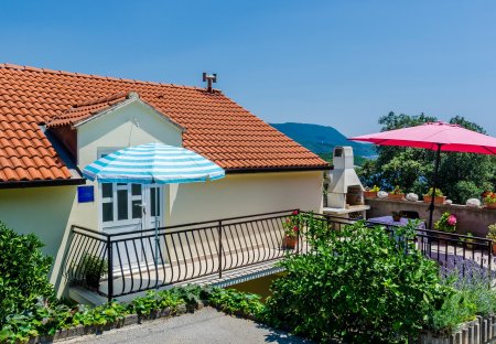 Apartment in Molunat, Croatia