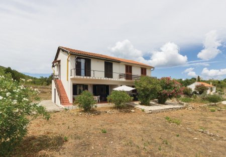 Apartment in Veli Iž, Croatia