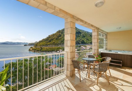 Apartment in Sobra, Croatia