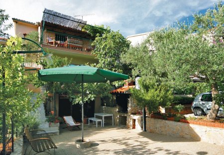 Apartment in Žaborić, Croatia