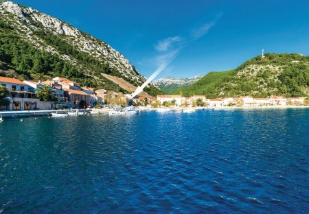 Villa in Trstenik, Croatia
