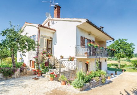 Apartment in Makovci, Croatia