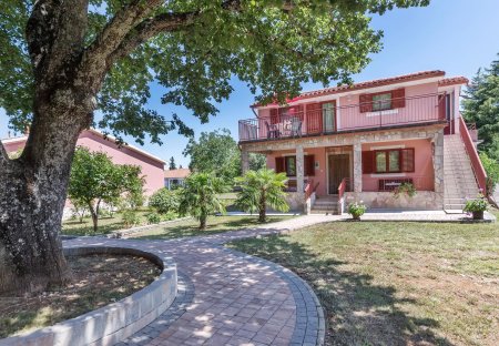 Villa in Kapelica, Croatia