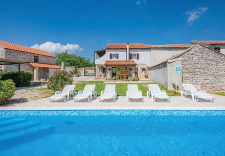 Villa in Kringa, Croatia